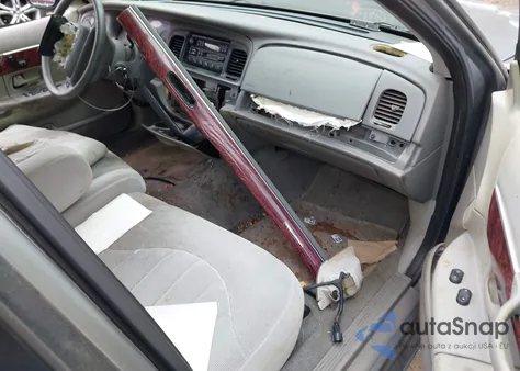 2000 Mercury Grand Marquis Gs из США, поврежденный, VIN 2MEFM74W9YX631315